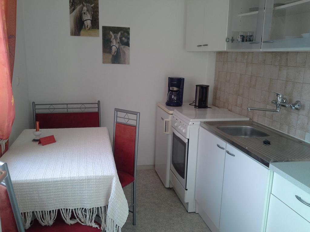 Ferienwohnung Burgblick Капфенберг Стая снимка